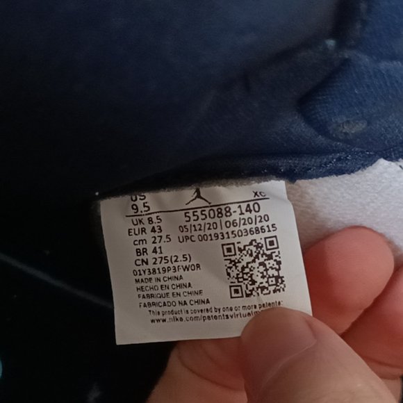 US9.5  AIR JORDAN 1 SHOES NEW - Picture 8 of 9